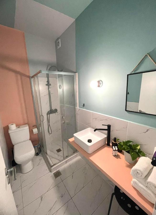 Owls Nest Apartment Athena Bagian luar foto