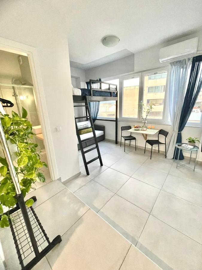 Owls Nest Apartment Athena Bagian luar foto