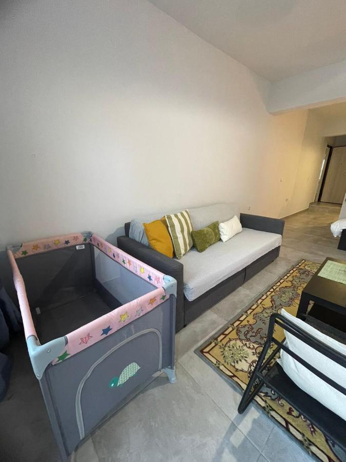 Owls Nest Apartment Athena Bagian luar foto