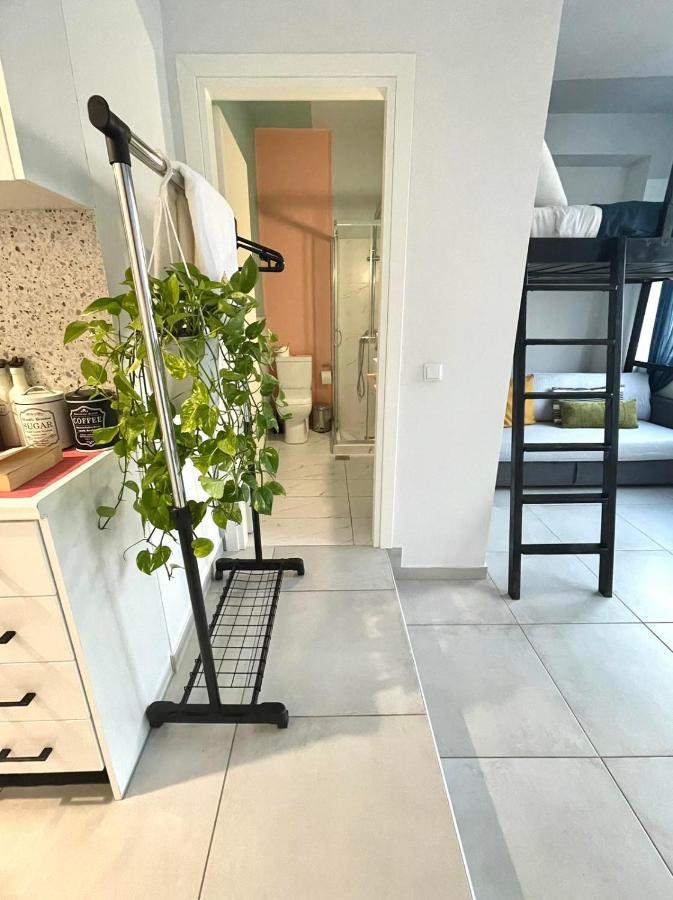 Owls Nest Apartment Athena Bagian luar foto