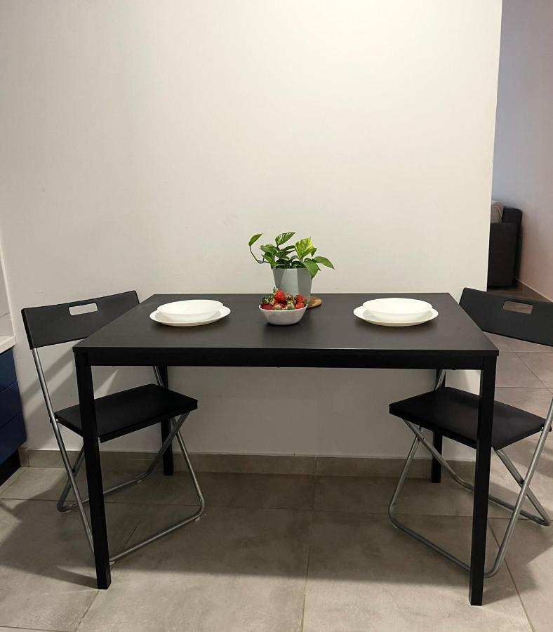 Owls Nest Apartment Athena Bagian luar foto