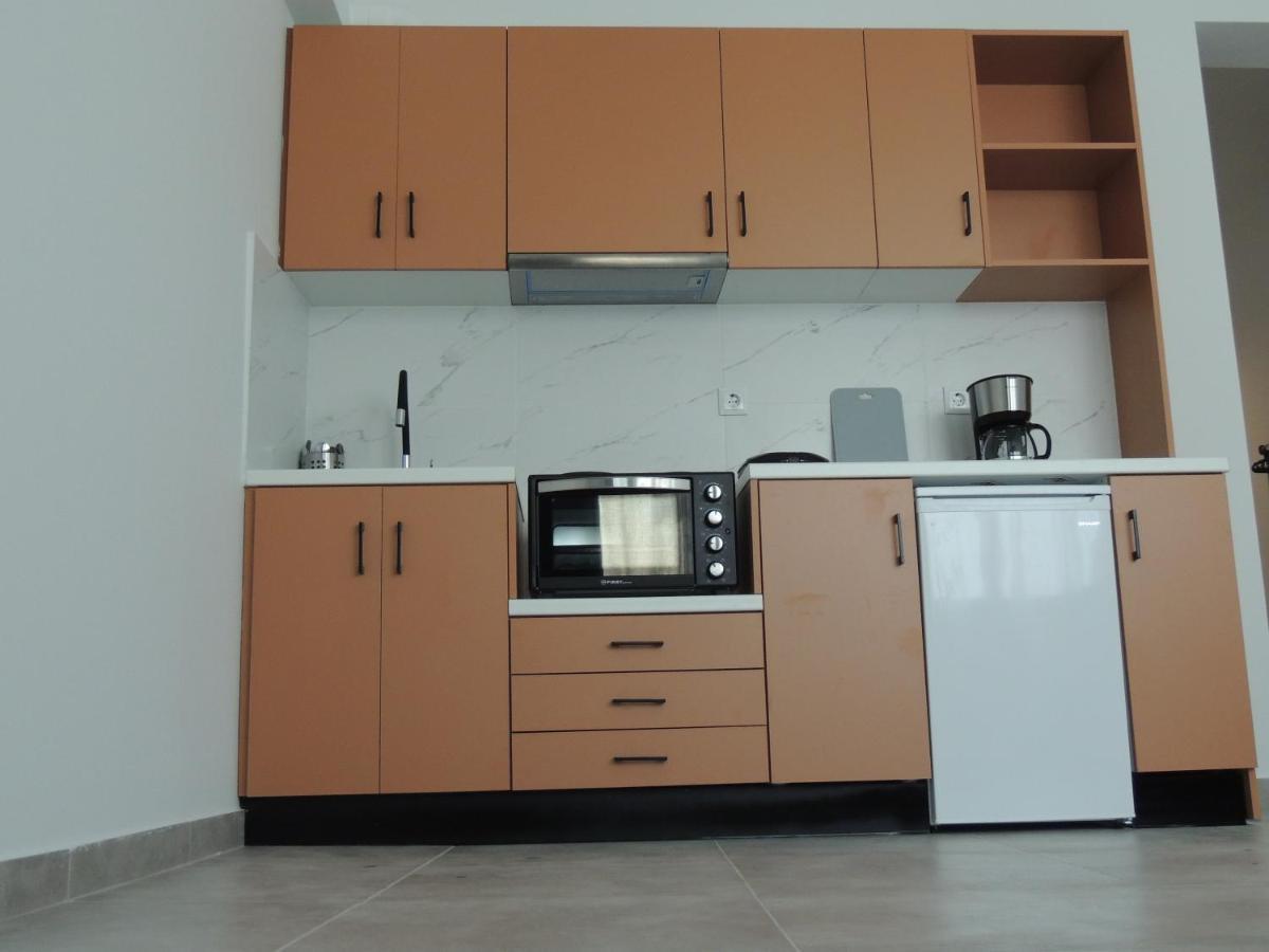 Owls Nest Apartment Athena Bagian luar foto